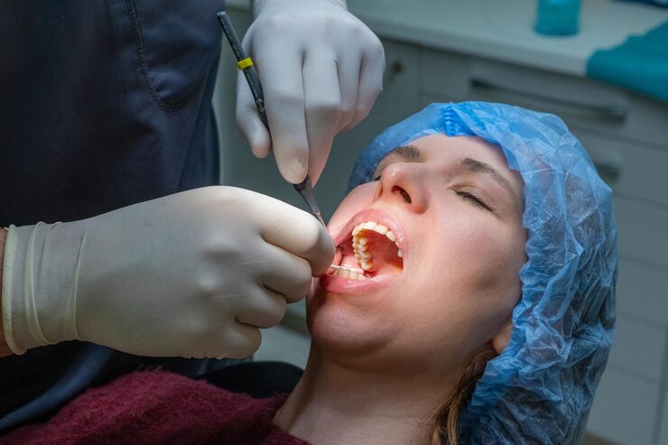 root canal vs. tooth extraction